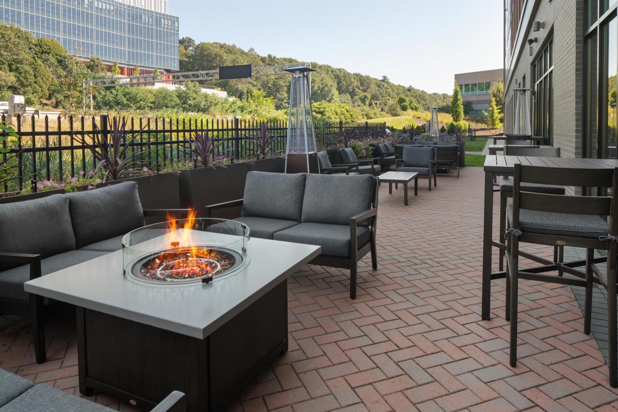Residence Inn By Marriott Boston Waltham Extérieur photo